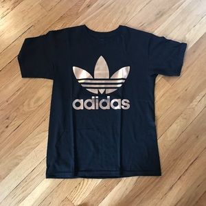 Adidas tee